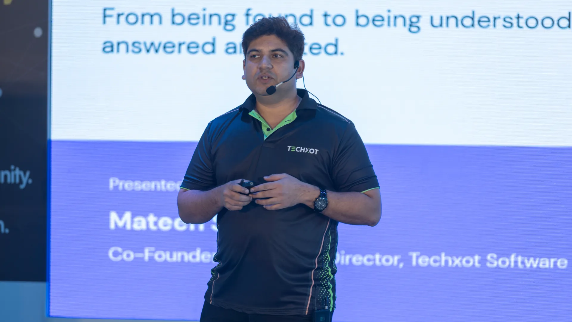 Techxot's Co Founder and MD Mateen Shaikh presentation on SEO AEO and GEO in Umbraco at UIF26